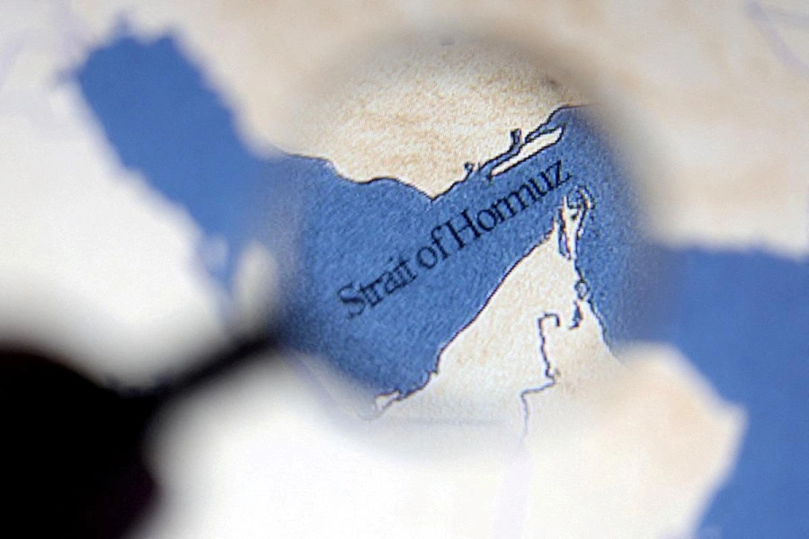 Iran's IRGC Strikes Seven 'Violating' Oil Tankers in Strait of Hormuz Over Five Days